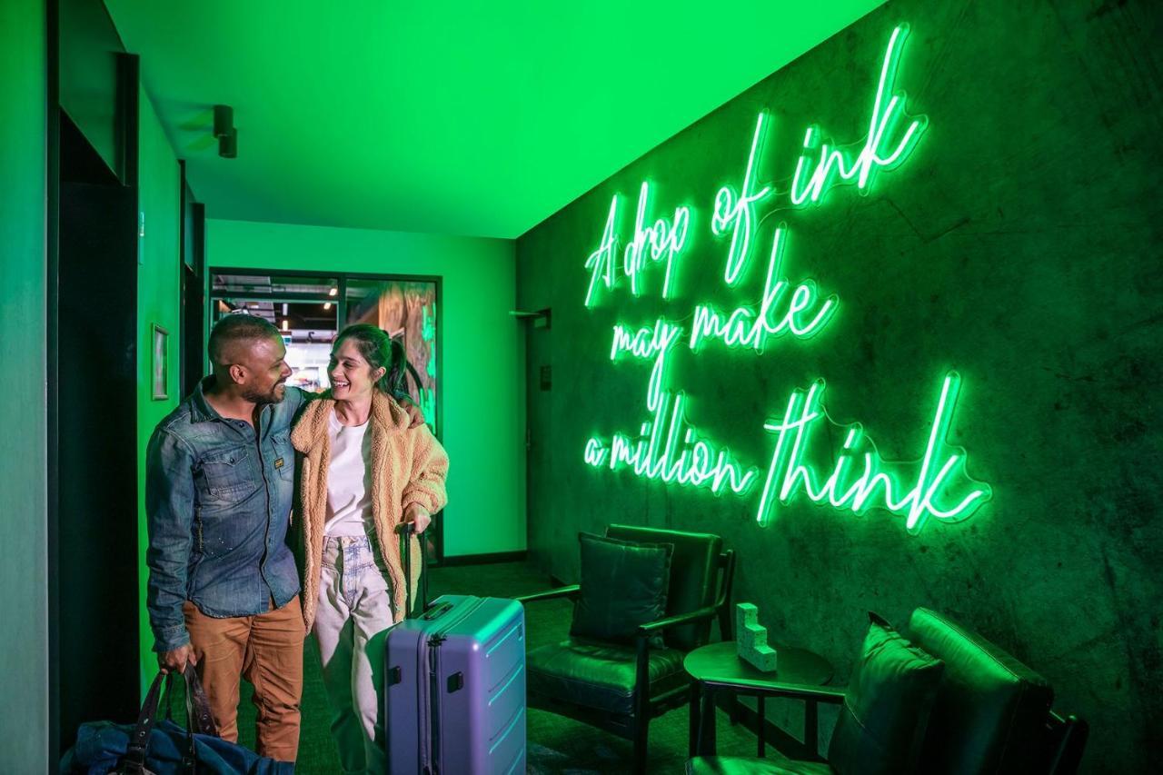 Ink Hotel Melbourne Southbank Екстериор снимка
